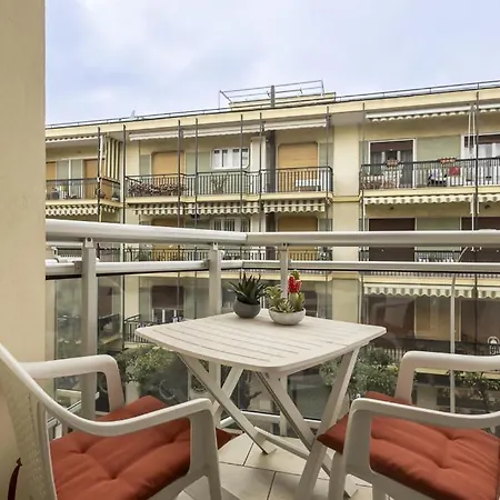 Colibri - Design Parking Apartmán Diano Marina