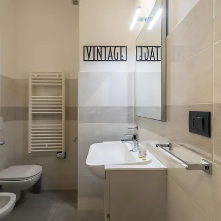 Colibri Design Parking Apartment