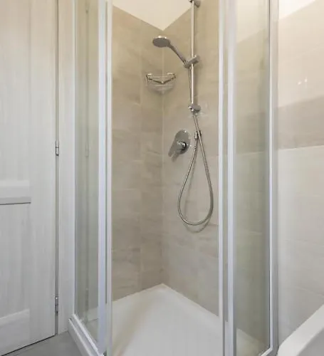 Colibri - Design + Parking *